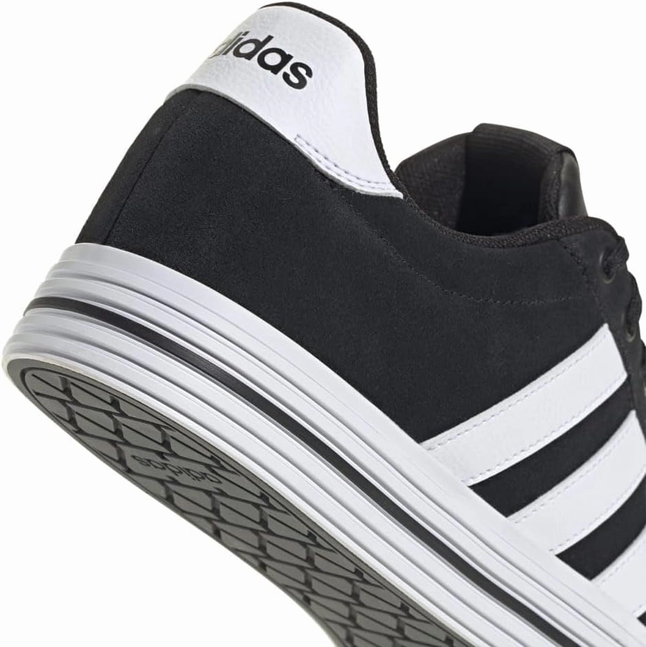 adidas Men's Daily 4.0 Sneaker