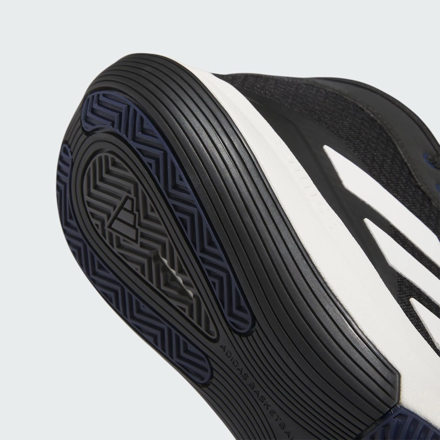 adidas Men's Sneaker