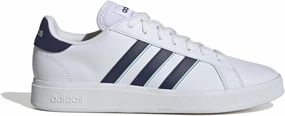 adidas Women's Low-top Sneaker