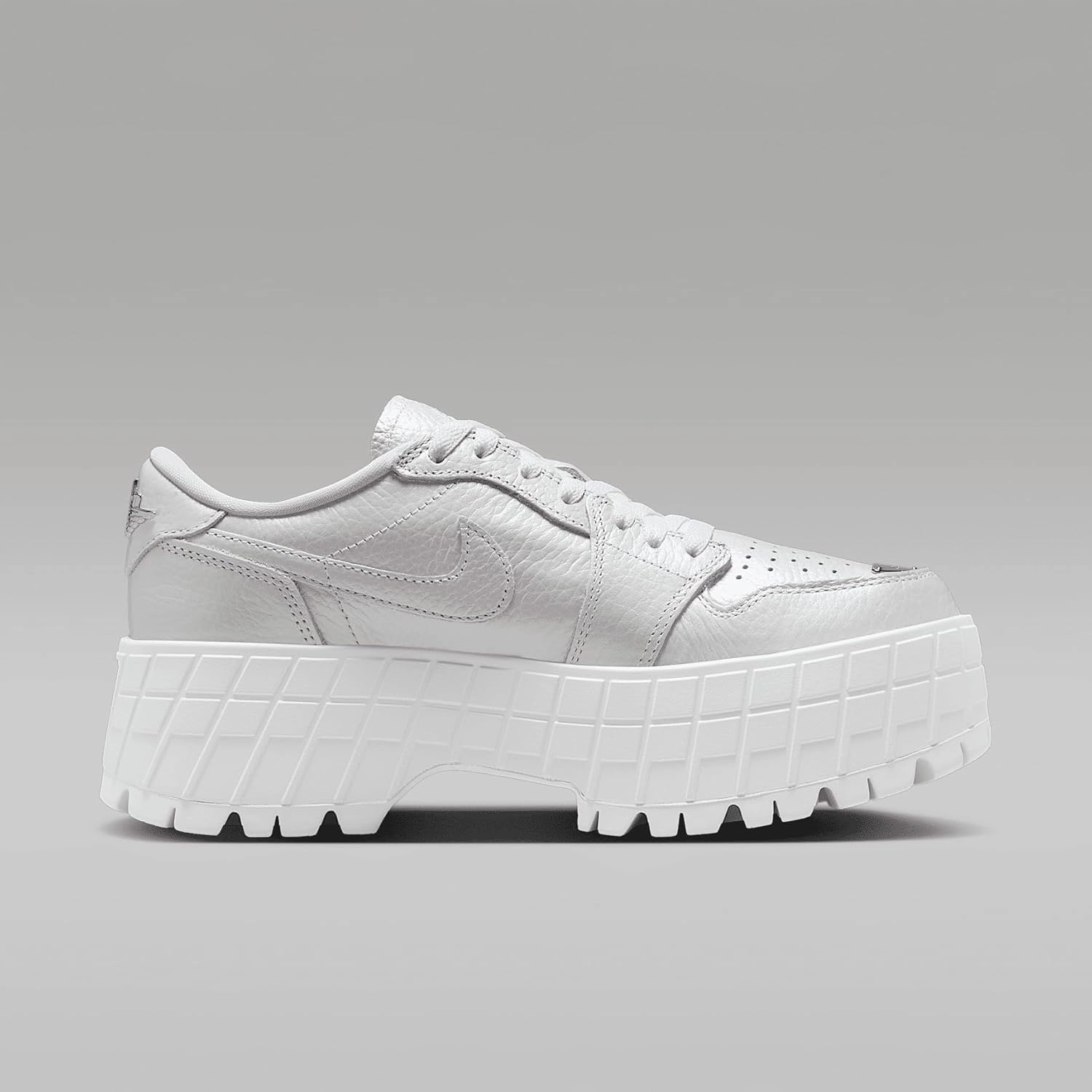 Air Jordan 1 Brooklyn Low Women's Shoes (HF3184-100, White/Metallic Silver)