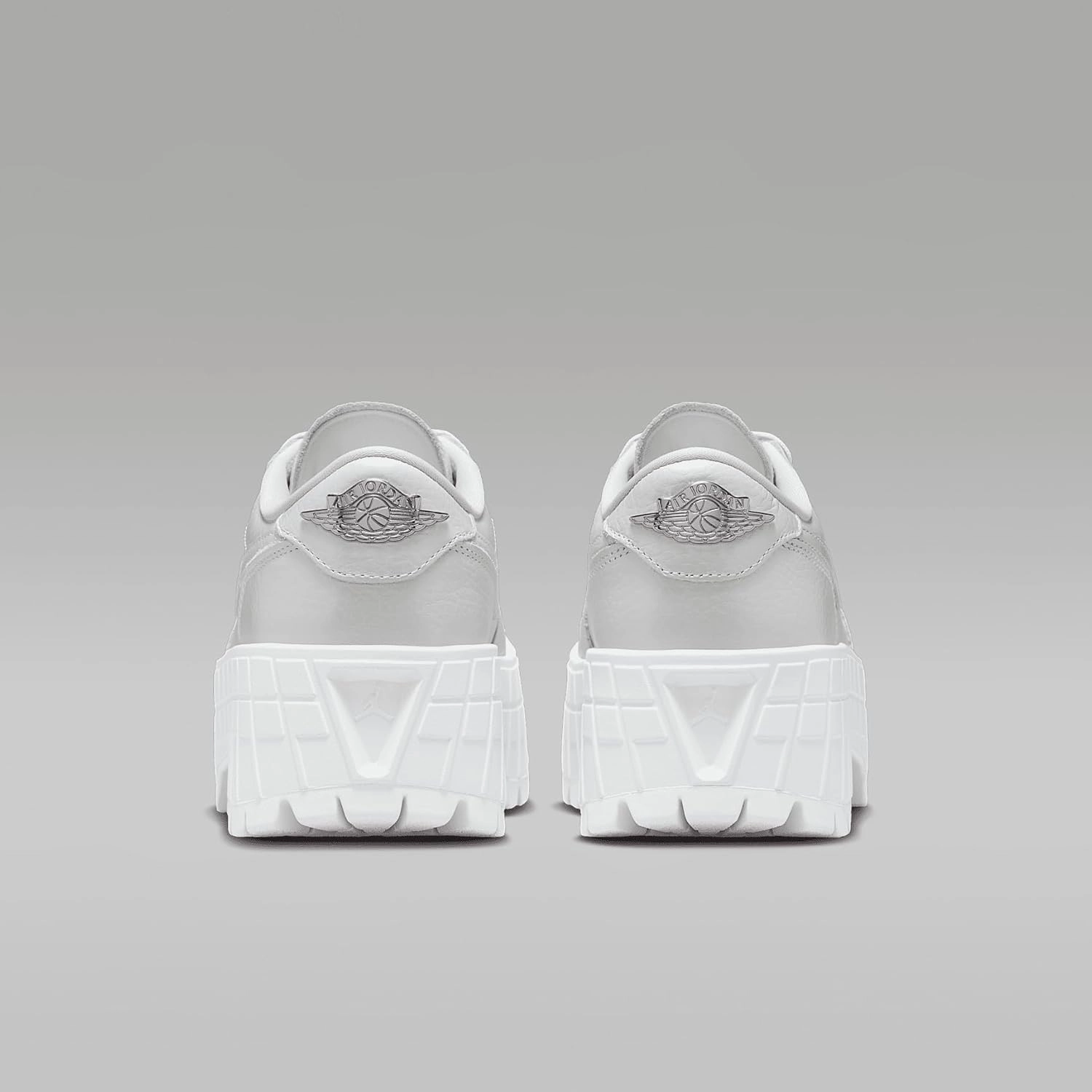 Air Jordan 1 Brooklyn Low Women's Shoes (HF3184-100, White/Metallic Silver)