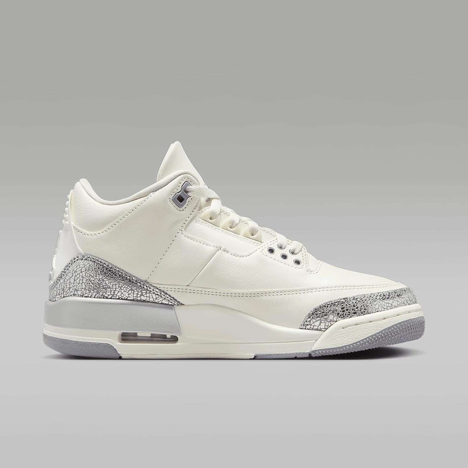Air Jordan 3 Retro Women's Shoes (CK9246-100, Sail/Metallic Silver/Cement Grey)