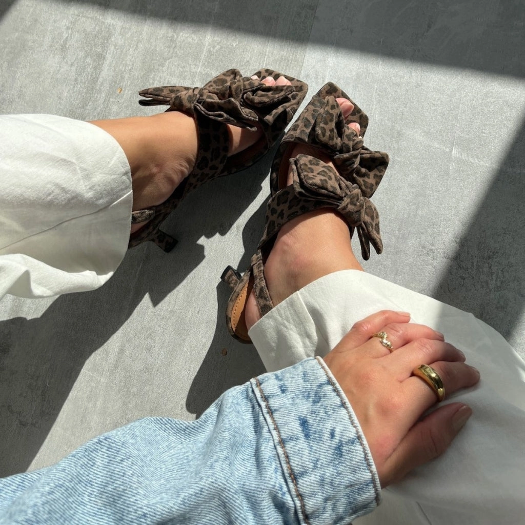 BUTTERFLY HEEL LEP. - LEP
