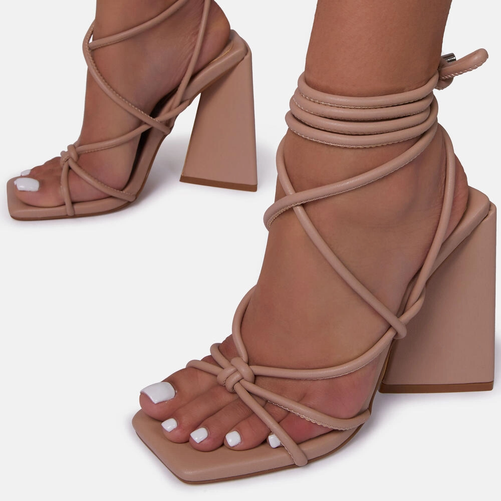 Danielle Heels-Nude