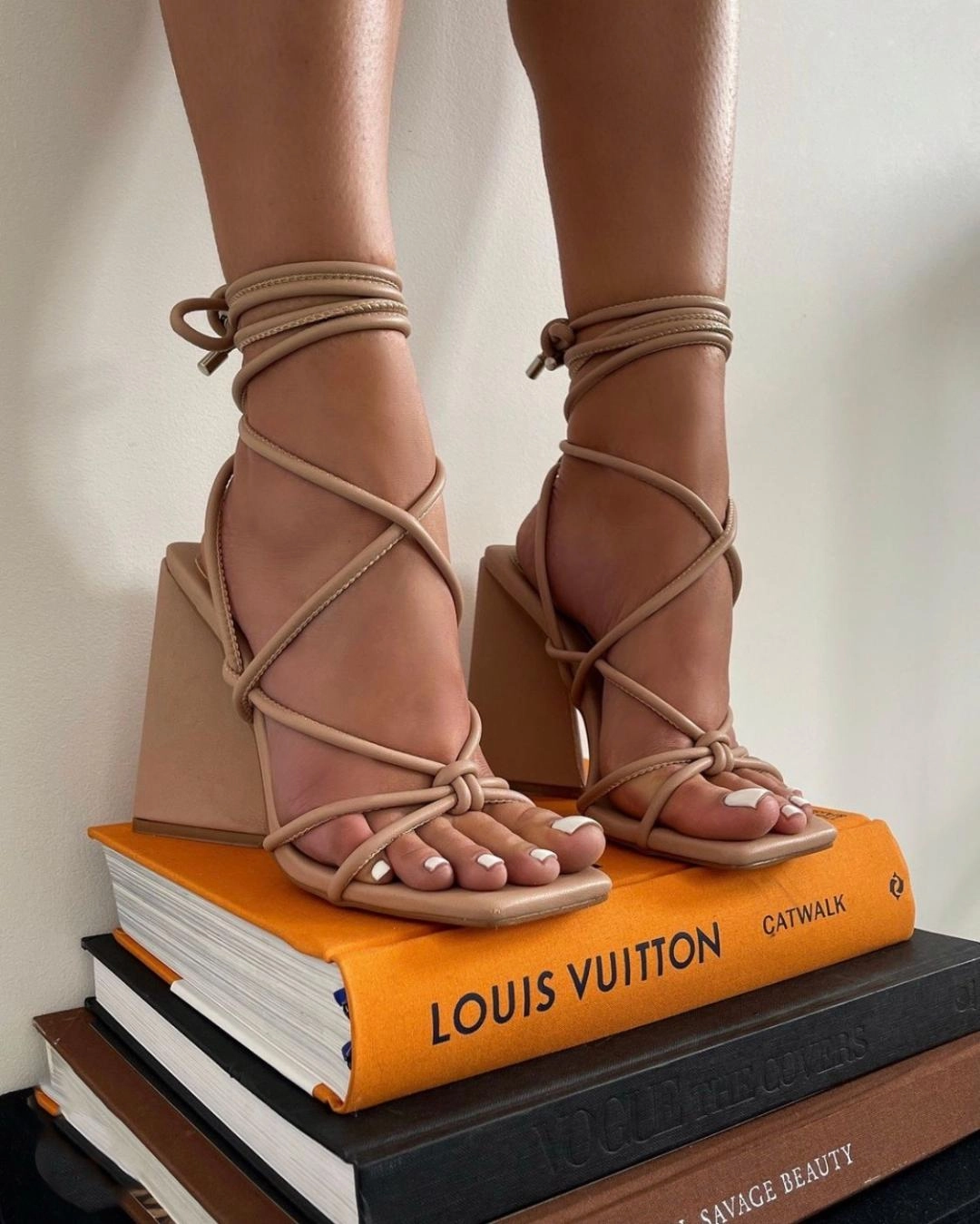 Danielle Heels-Nude