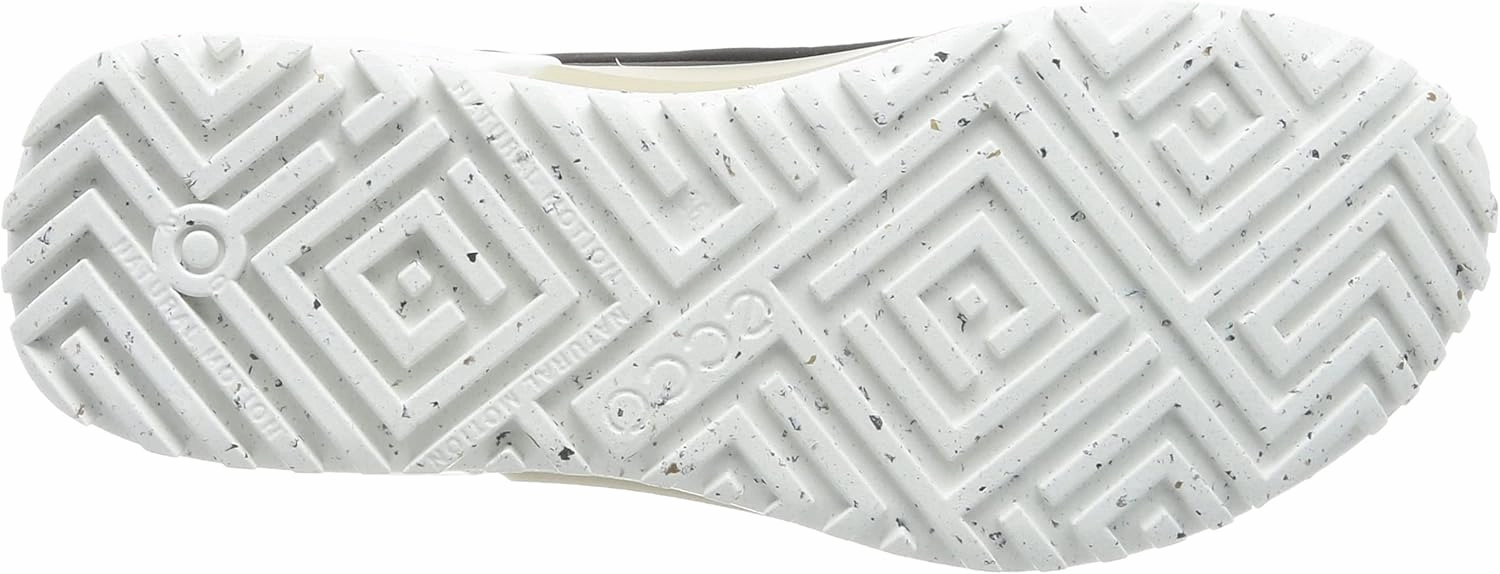 ECCO Women's Biom 2.0 Luxery Cross Trainer