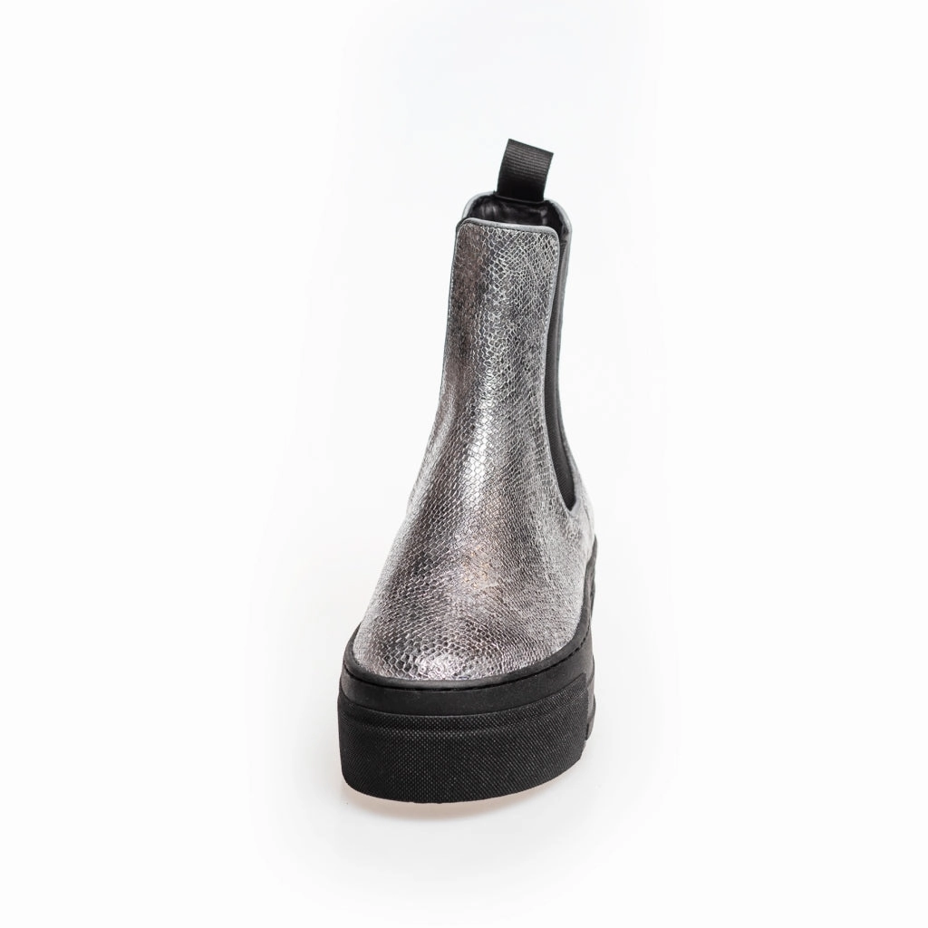 ENYA BOOT SILVER - Silver Snake