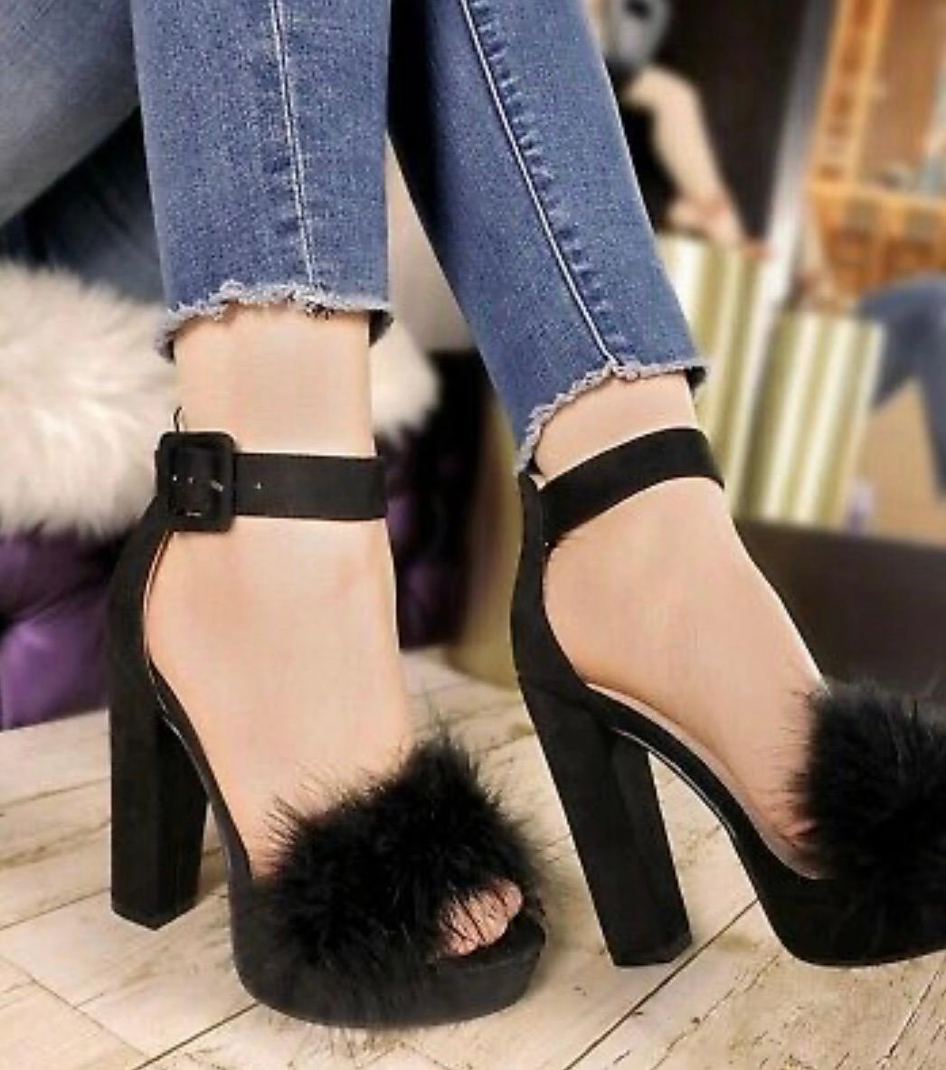 Evonne Heels- Black