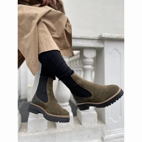 FALL 21 Suede - Army