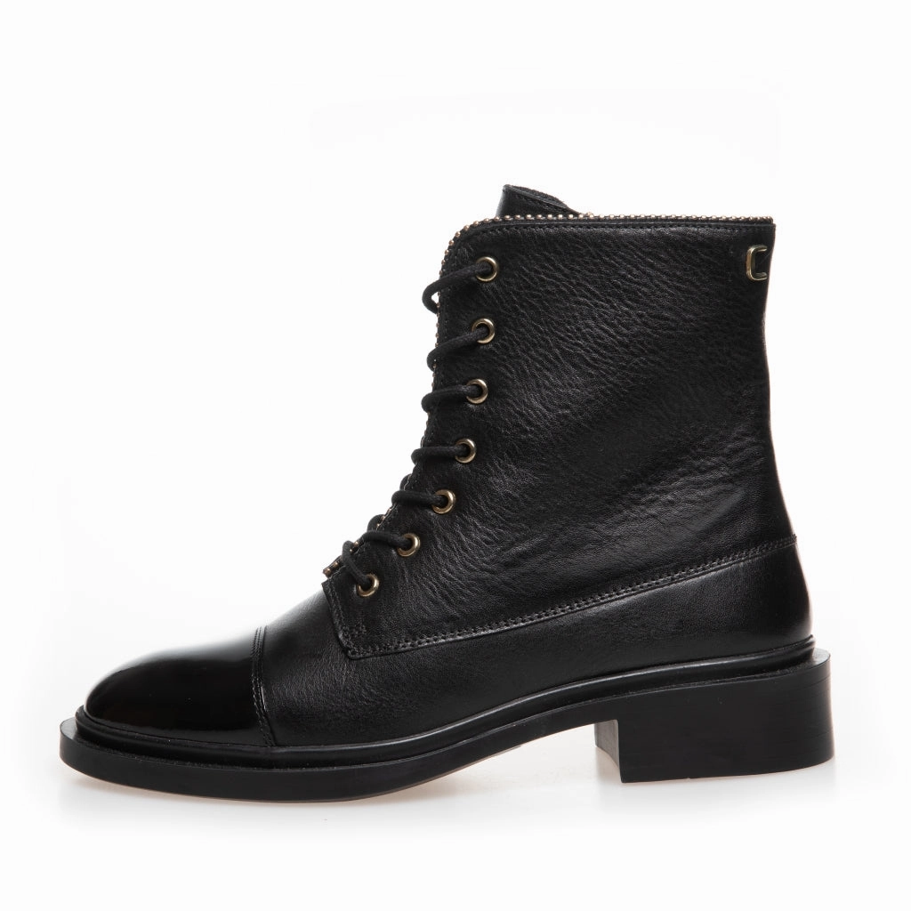 FASHION AND WALKING - BLACK PATENT