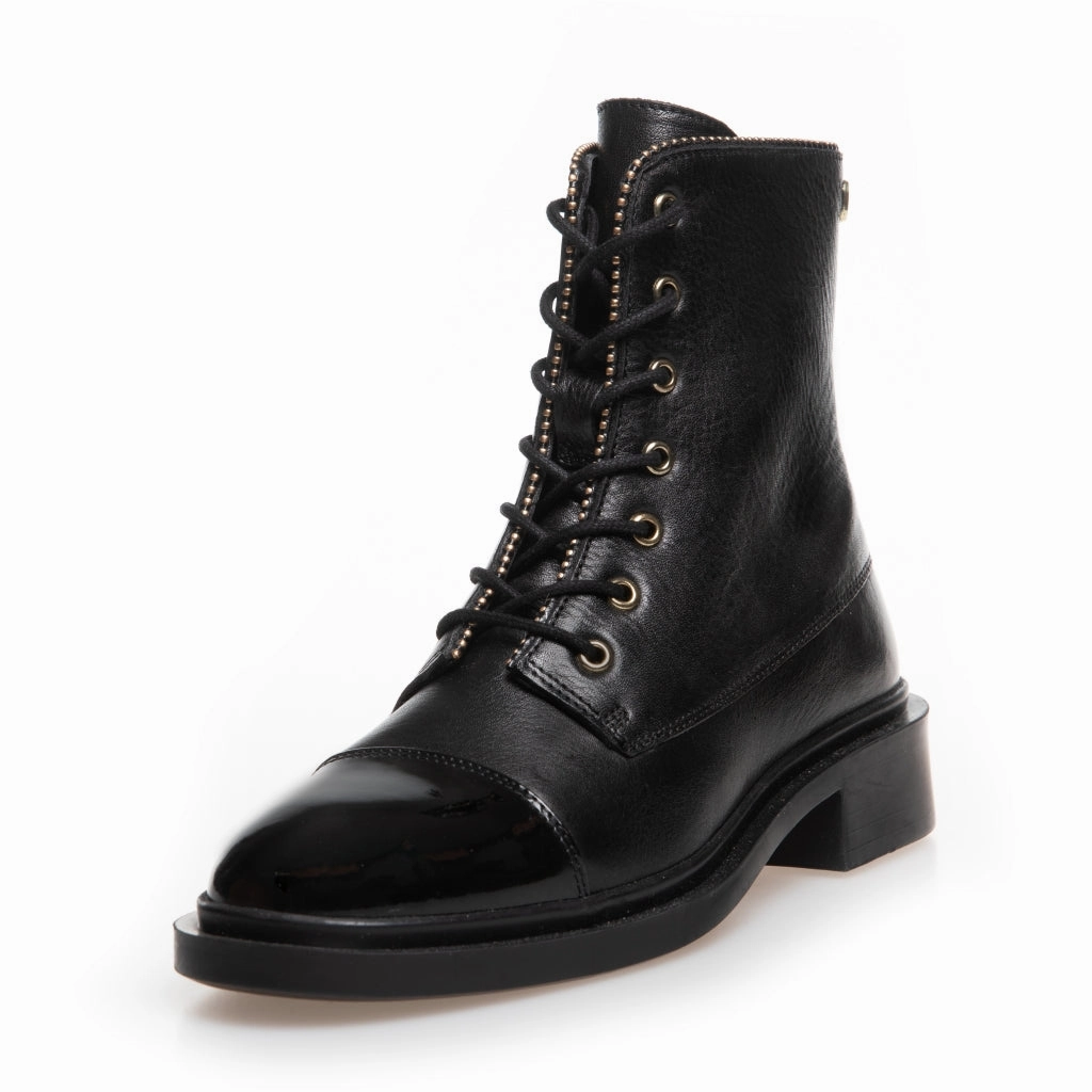 FASHION AND WALKING - BLACK PATENT