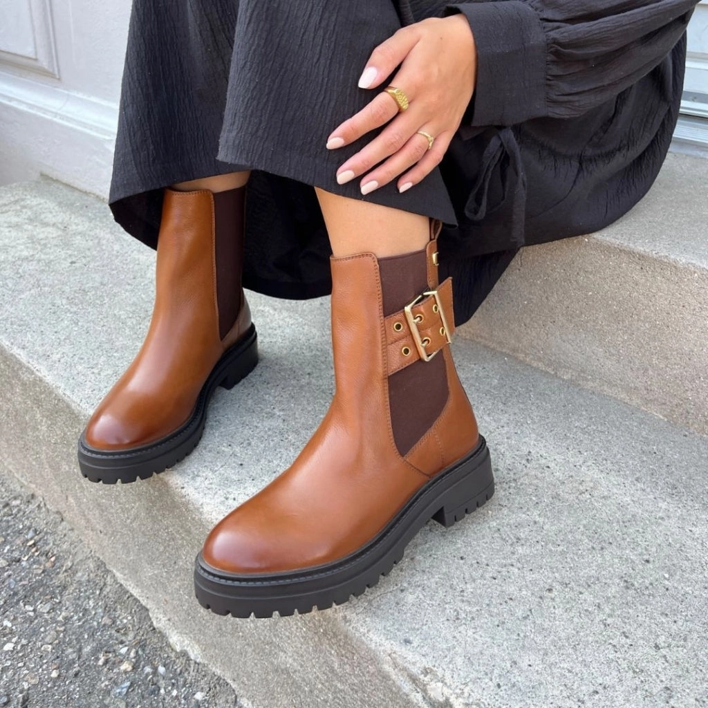 ITS LIKE FALL - COGNAC