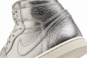 Jordan Women's 1 Hi OG Metallic Silver/Photon Dust (FN7249 001) - 6