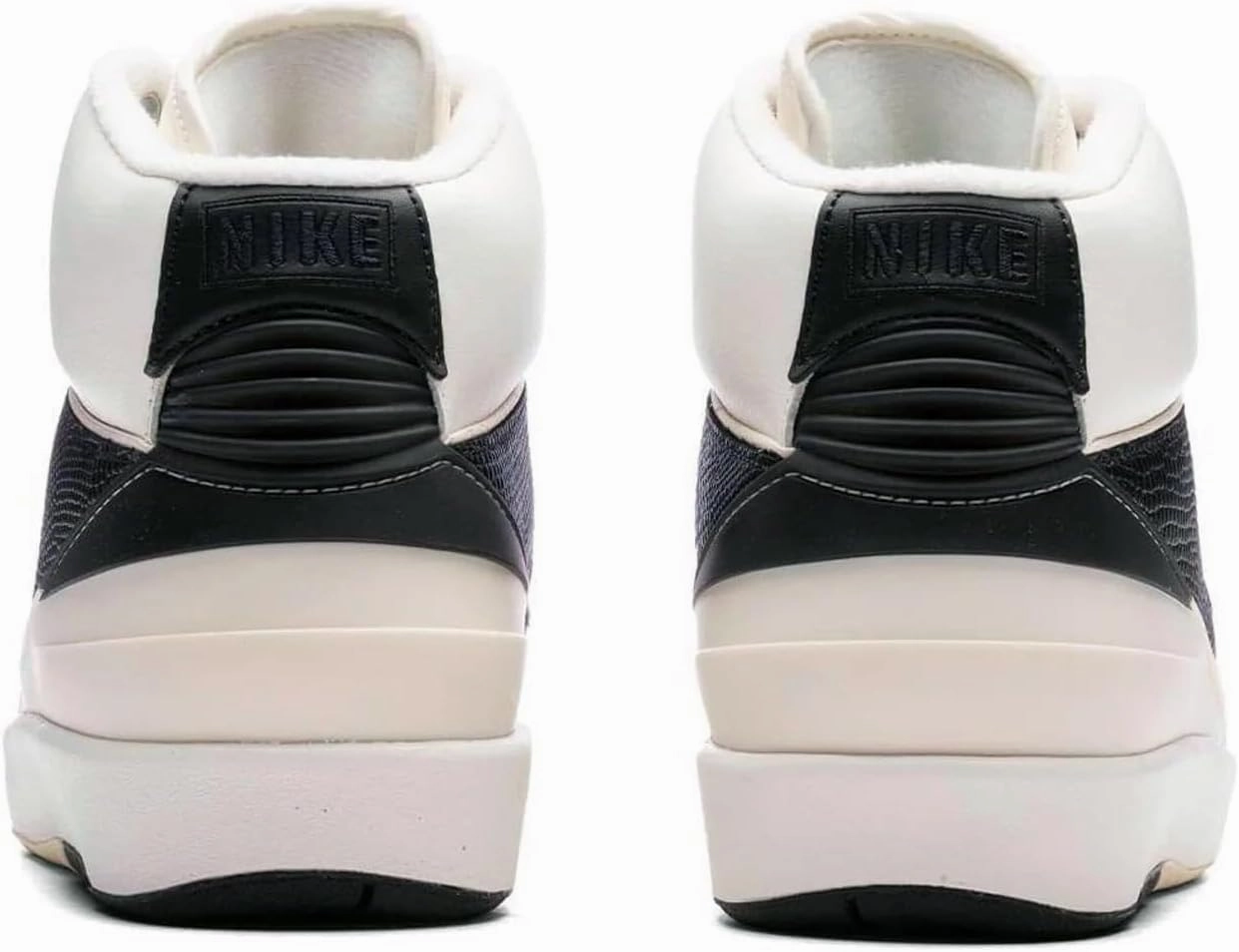 Jordan Women's 2 Retro Sail/Coconut Milk-Black (DX4400 100)