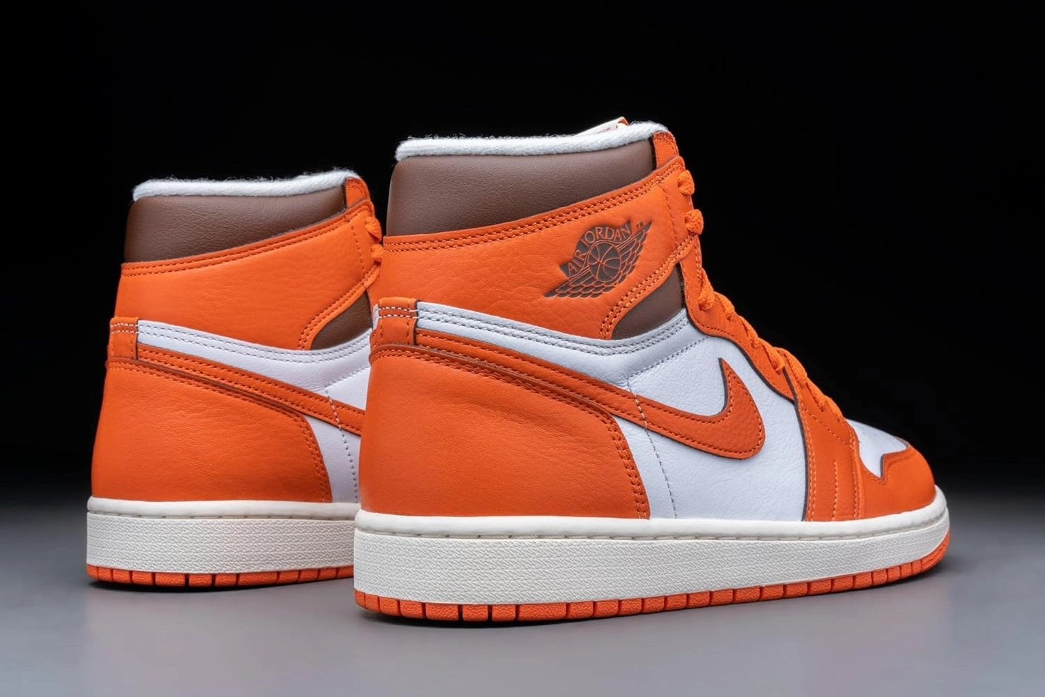 Jordan Womens Air 1 High OG WMNS DO9369 101 Starfish - Size