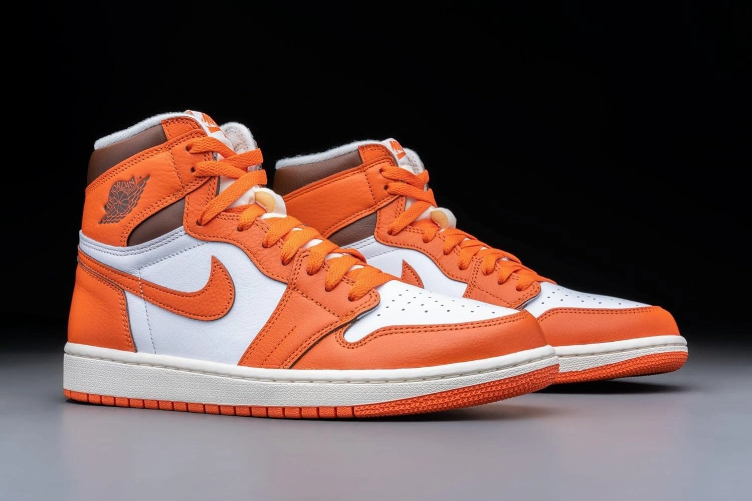 Jordan Womens Air 1 High OG WMNS DO9369 101 Starfish - Size