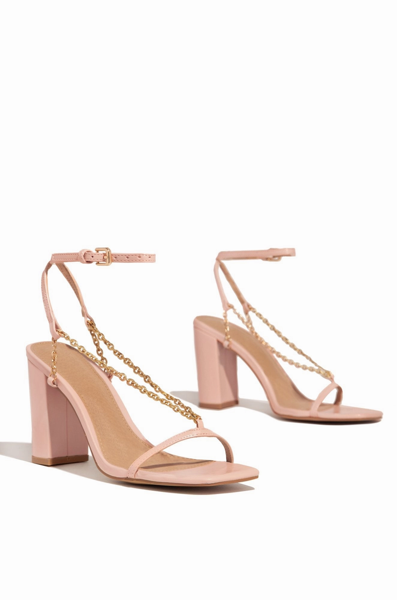 Kaila Heels-Nude