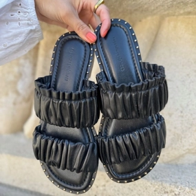 KEEP UP GIRL - BLACK