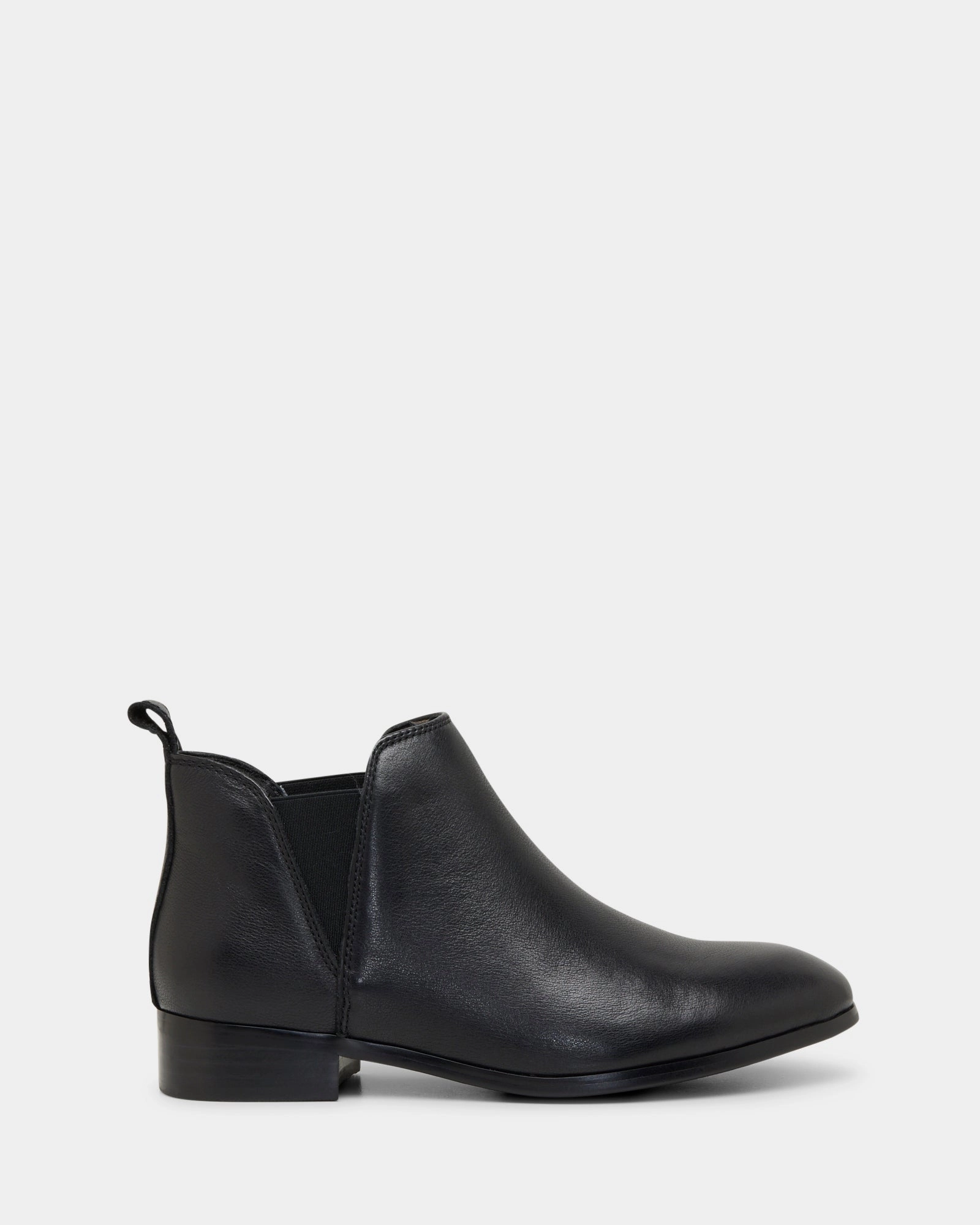 Larena Black Smooth