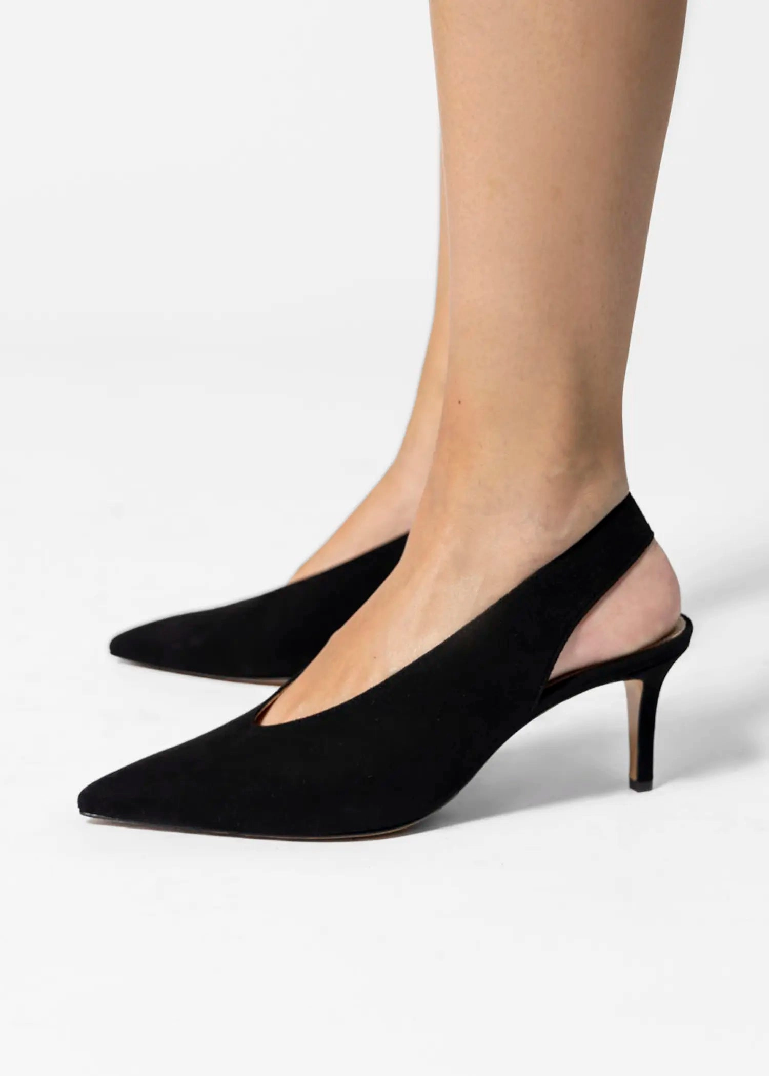Lupin Slingback Pump