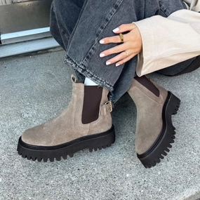MAGIC MOMENT - SUEDE - DARK BEIGE (DODO)