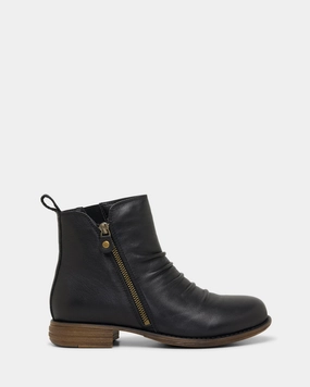 Marella Black