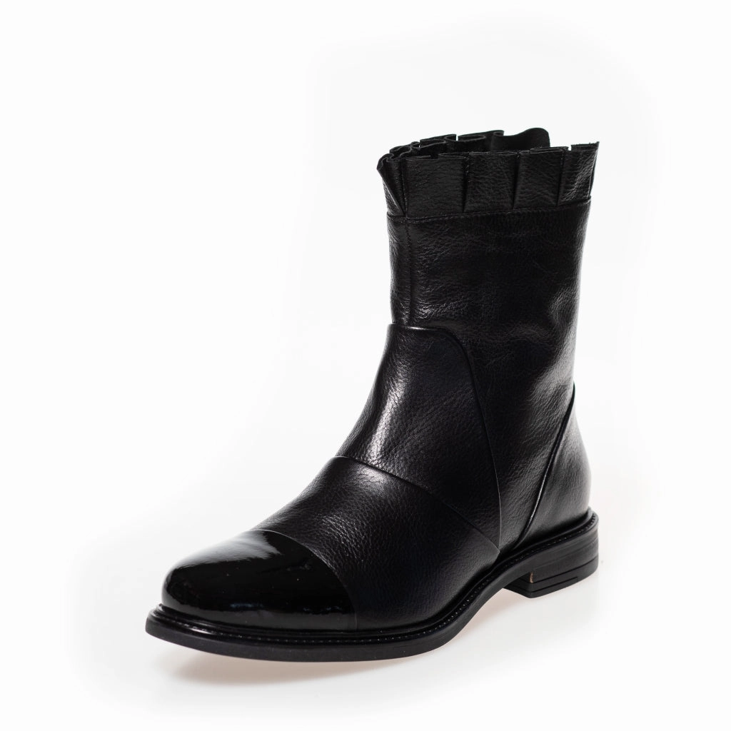 MARGARET - BLACK W/PATENT TOE