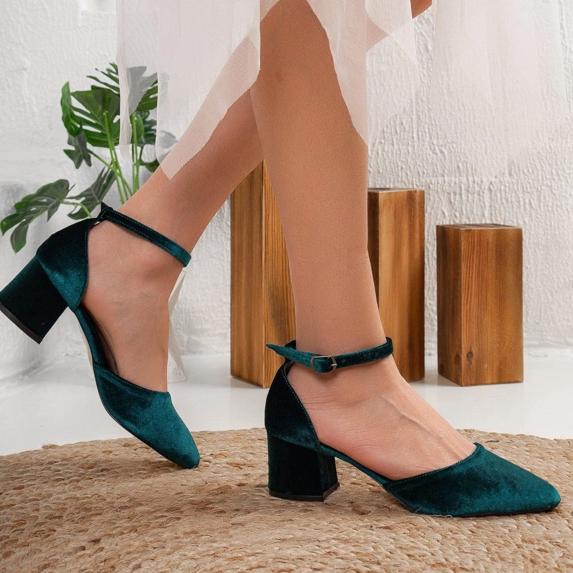 Miranda Vegan Suede Pearl Low Heels | Emerald Green