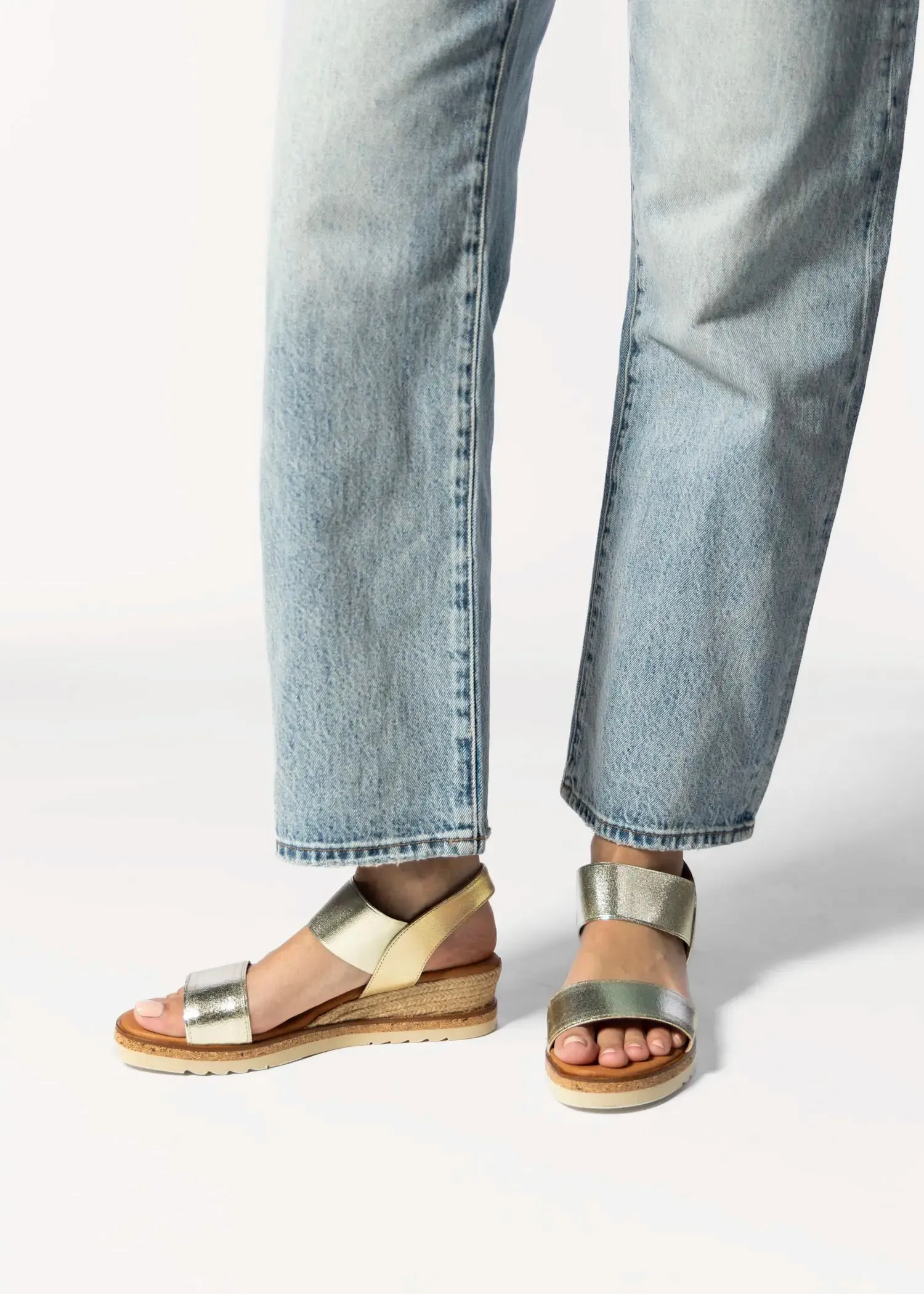 Neveah Wedge Sandal