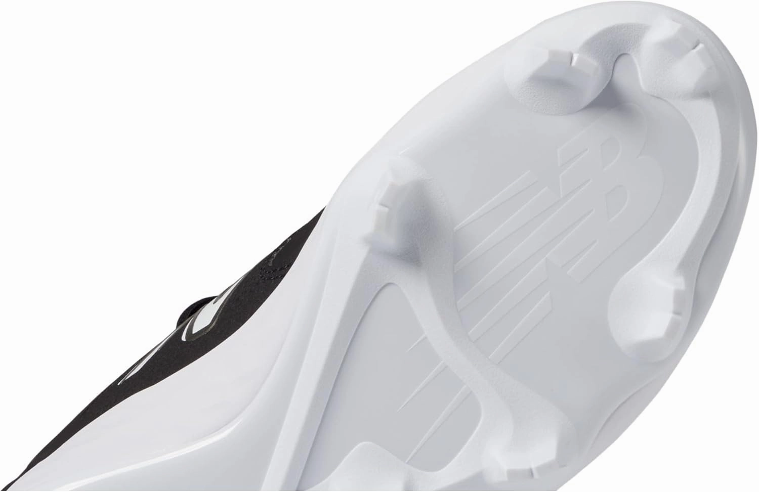New Balance Women's Fresh Foam Velo V3 Molded Softball Shoe