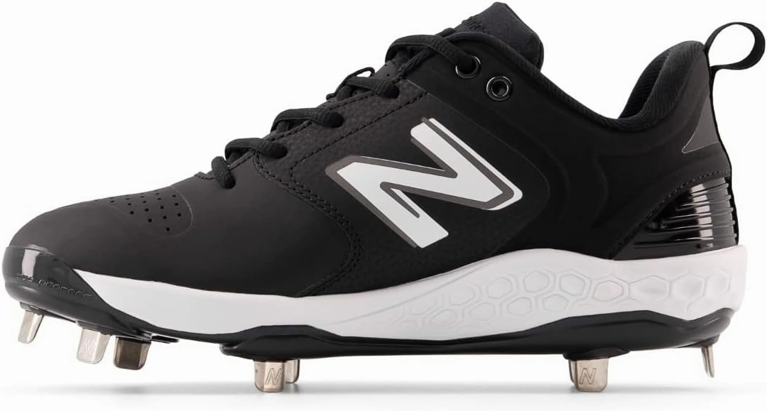 New Balance Women's Fresh Foam Velo V3 Softball Shoe