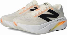 New Balance Women's FuelCell Supercomp Trainer V3 Running Shoe