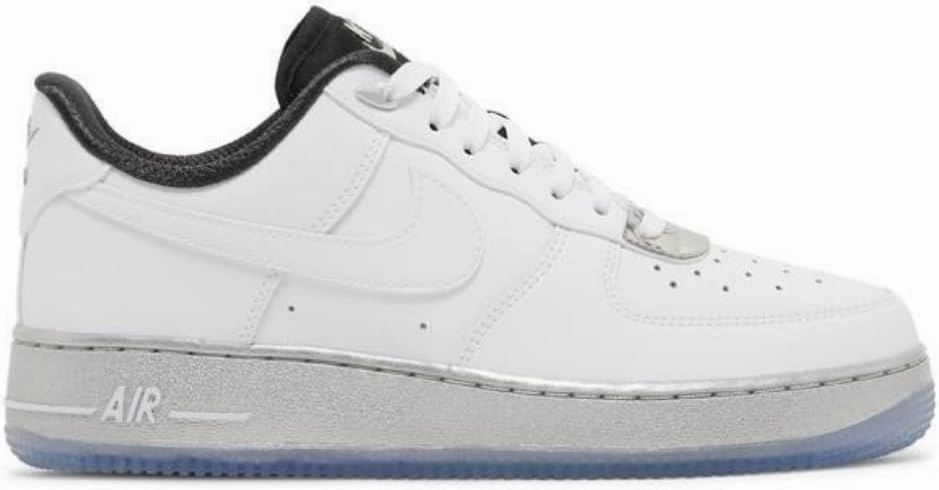 Nike air Force 1 '07 SE DX6764-100 White/White-Metalic Womens Sz 6