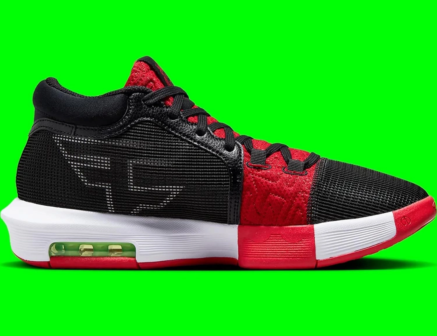 Nike Men's Basketball Shoe