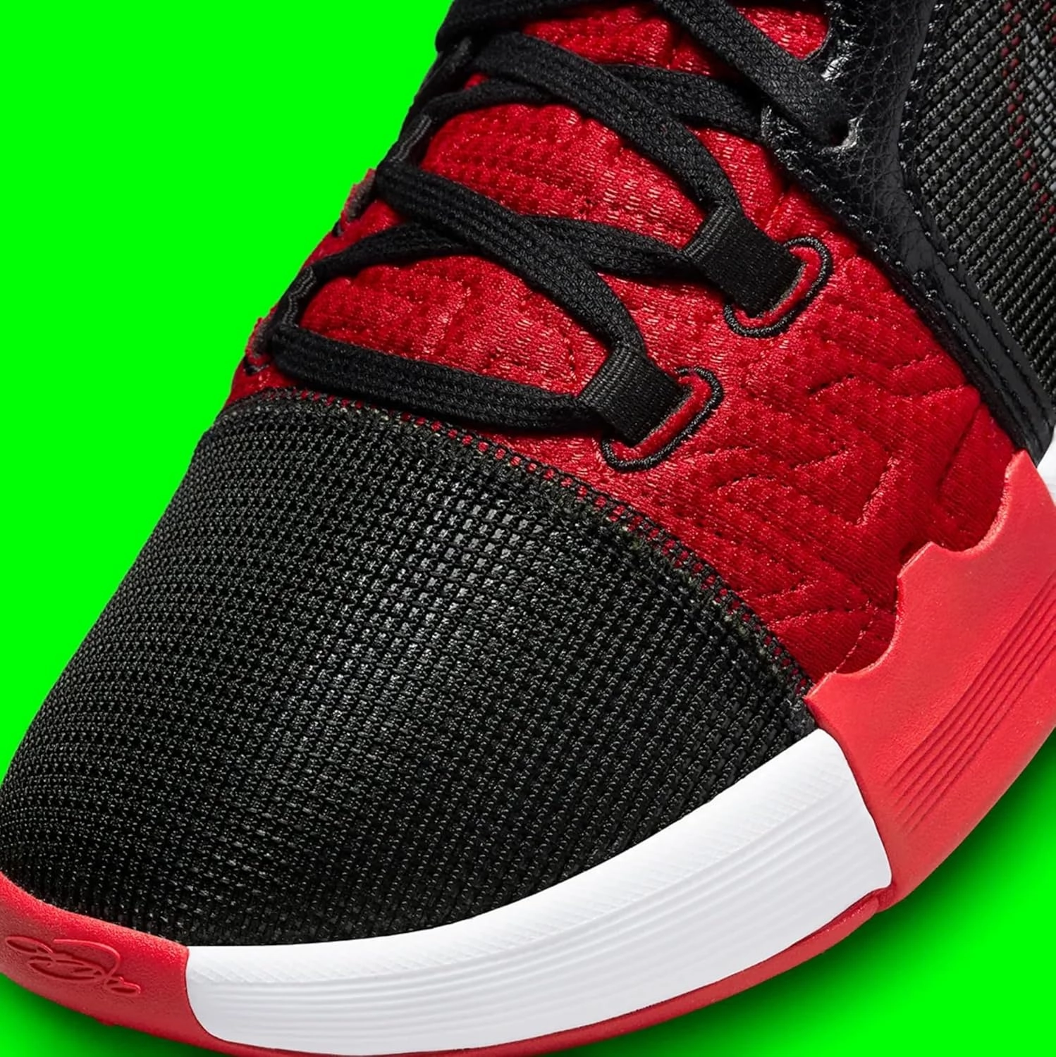 Nike Men's Basketball Shoe