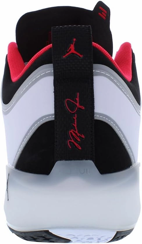 NIKE Men's Sneaker