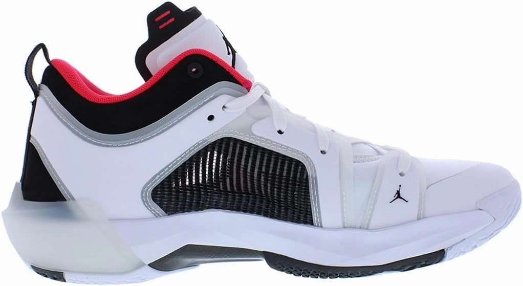 NIKE Men's Sneaker