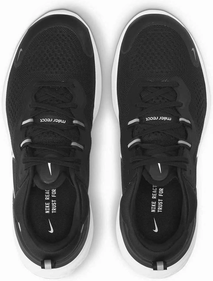Nike Men's Stroke Running Shoe