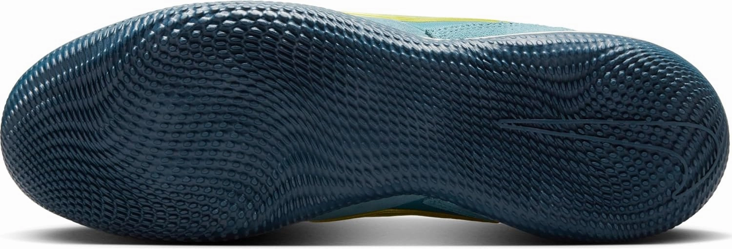 Nike Streetgato Low-Top Soccer Shoes (DC8466-004, Smokey Blue/Lightning)
