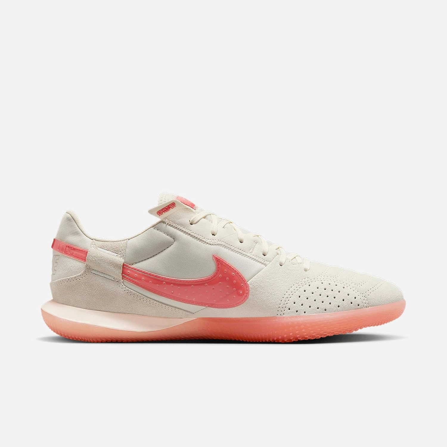 Nike Streetgato Low-Top Soccer Shoes (DC8466-104, Pale Ivory/Apricot Agate)