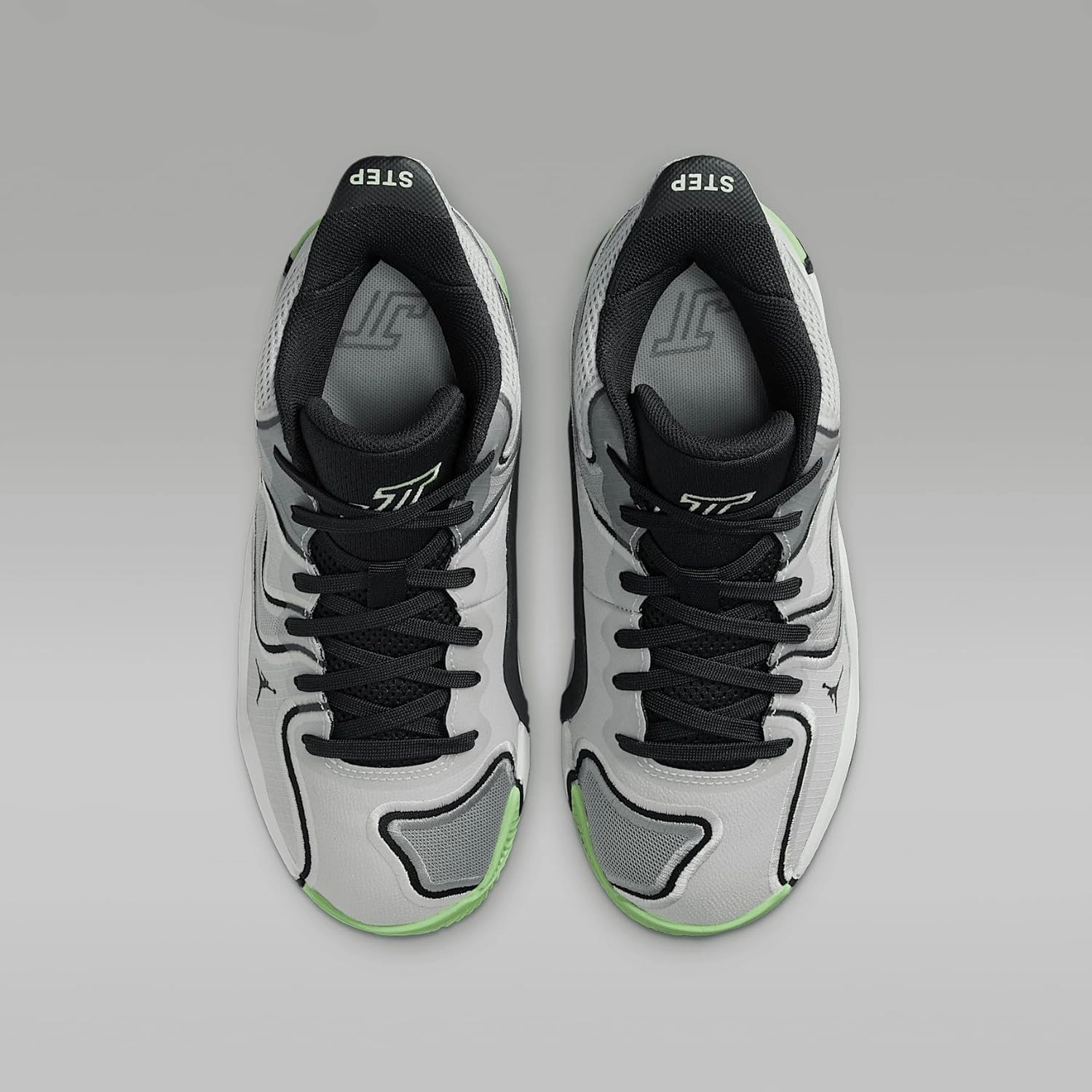 Nike Tatum 3 Big Kids' Basketball Shoes (HF3136-001, Platinum Tint/Particle Grey/Grey Fog/Black)
