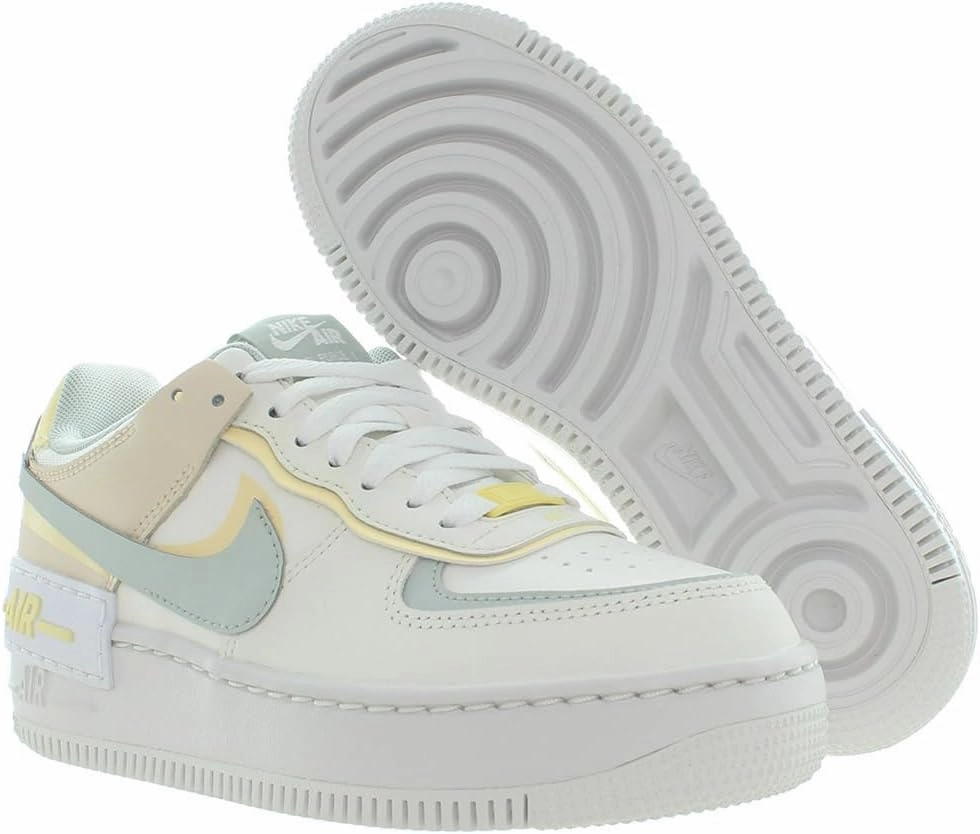 Nike Women Basketball Shoe, 8 US