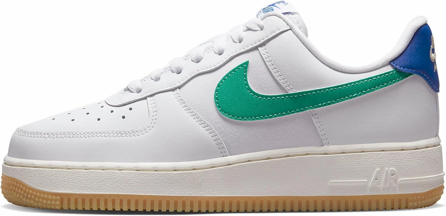 Nike Women's Air Force 1 '07 Shoes