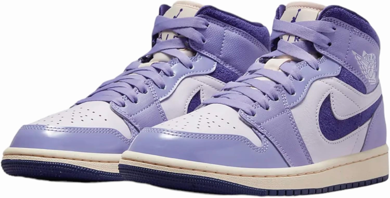 Nike Women's Air Jordan 1 Mid Shoes