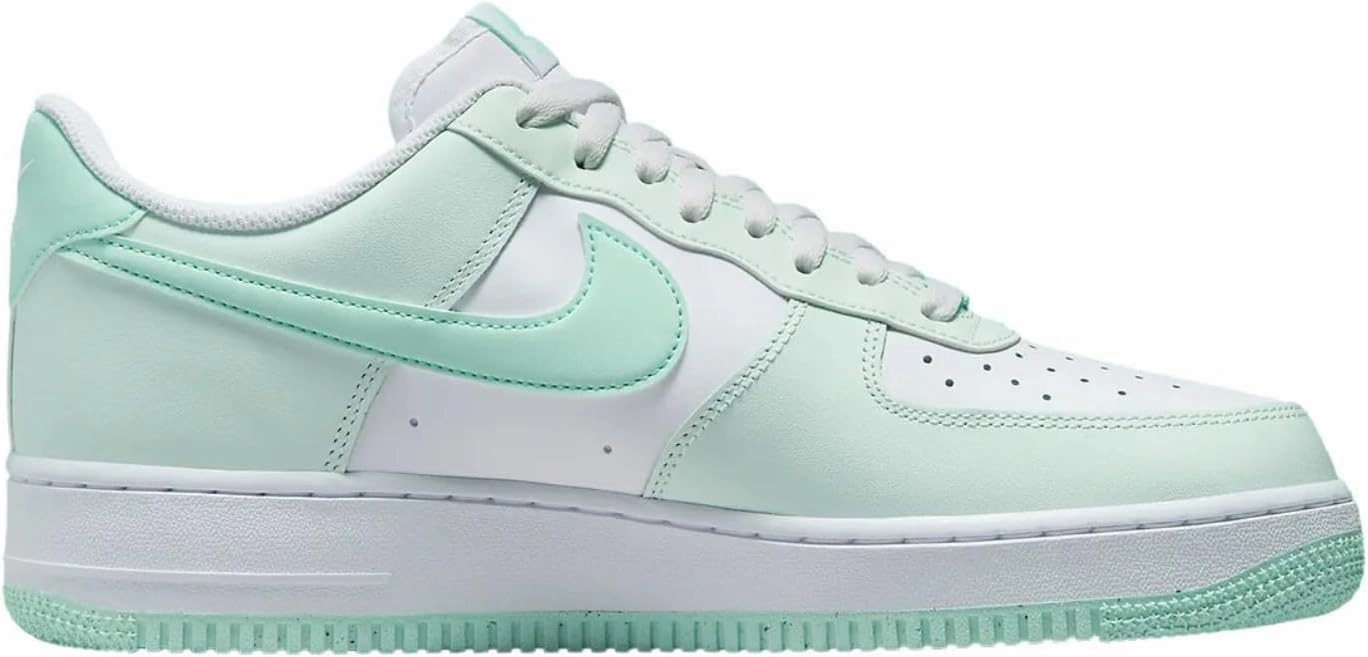 Nike Women's Air Jordan 1 Mid Shoes
