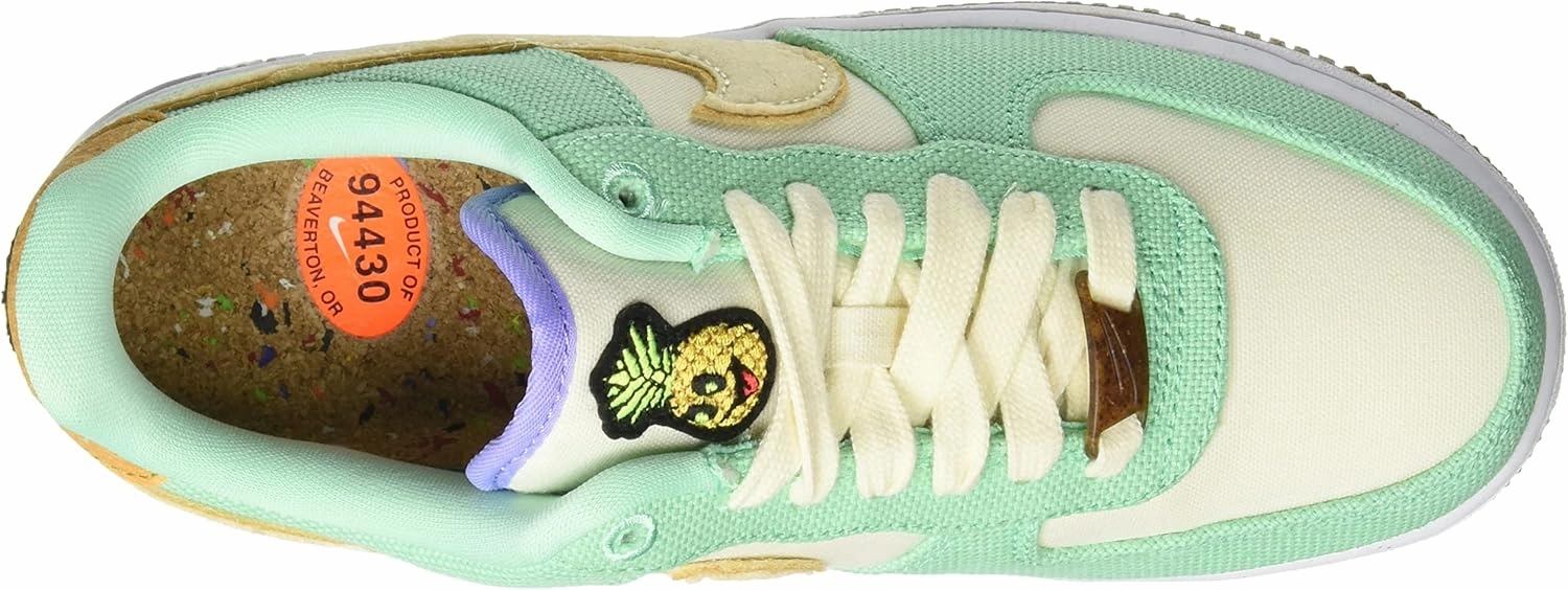 Nike Women's Basketball Shoe