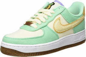 Nike Women's Basketball Shoe