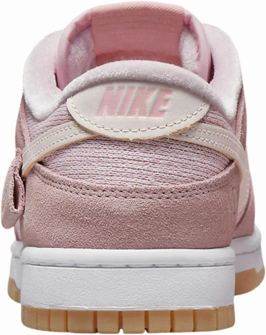 Nike Women's Dunk Low Twist Shoes