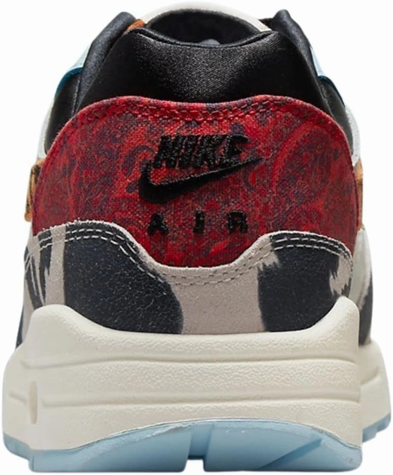 NIKE Women's Fitness Shoes