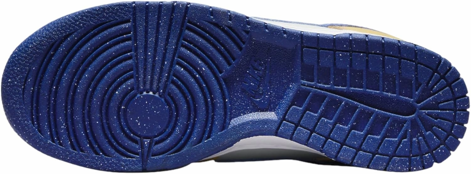Nike Women's Modern